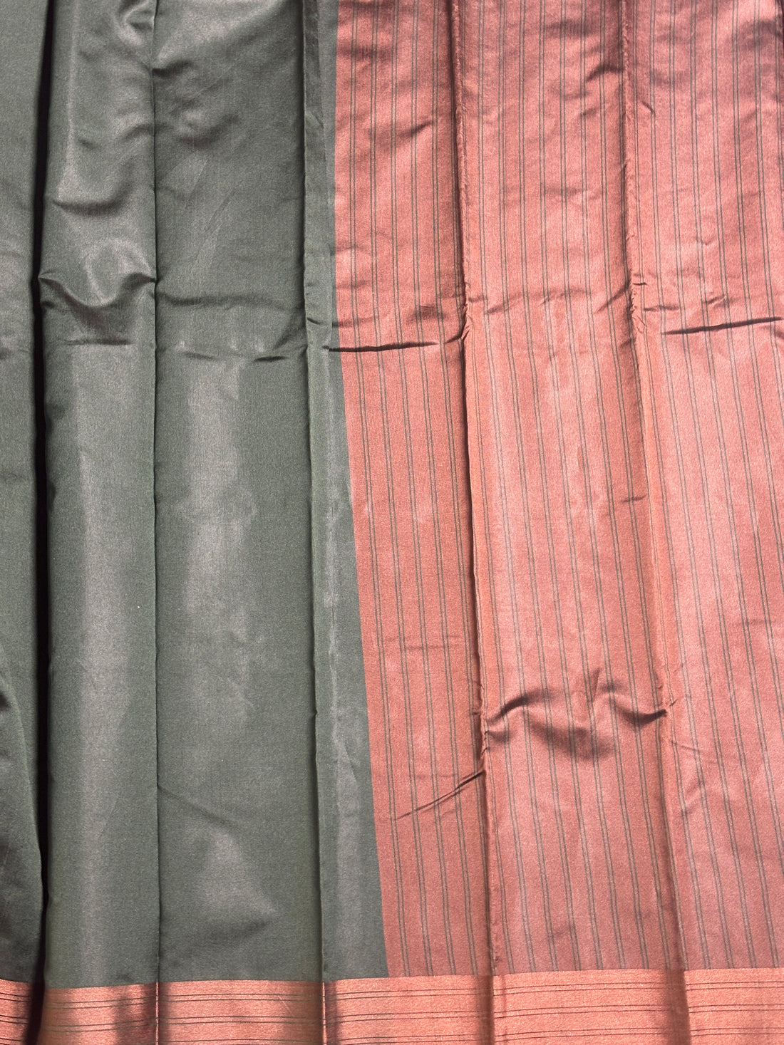 Soft plain silk saree- Forest Green with Copper Contrast Border