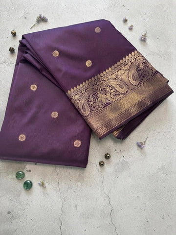 Vintage Silk Saree-Classic Purple Silk Saree with Traditional Border