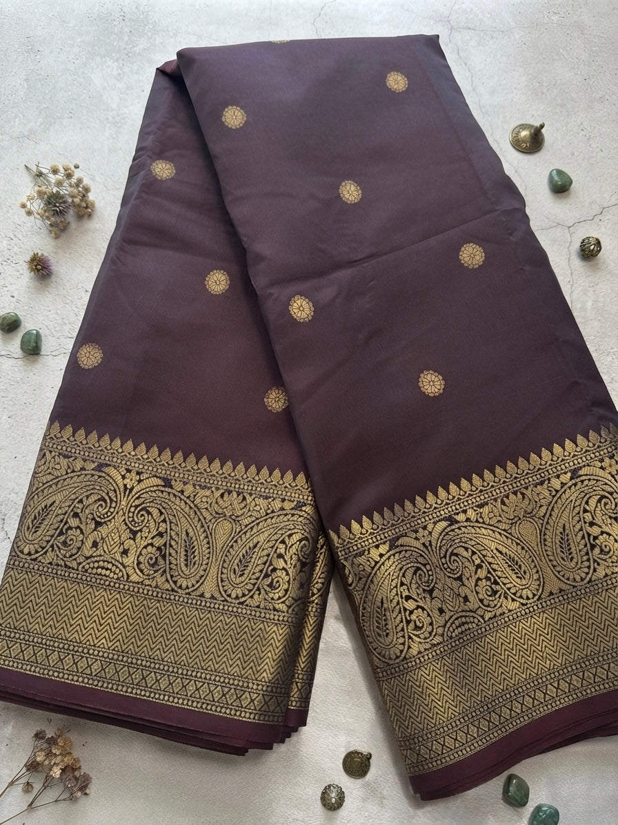 Banarasi Silk-Classic brown Silk Saree with Traditional Border