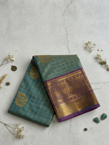Kanchipuram Silk Saree-Elegant Sea Green with Rich Purple and Gold Zari